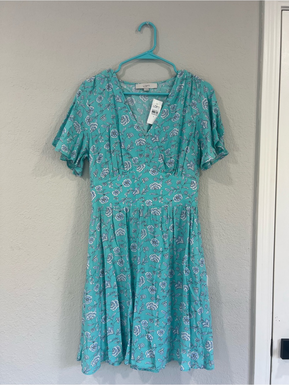 NWT LOFT aqua blue Floral Dress with Flutter Sleeves